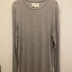 Women's Gray Long Sleeve Top
